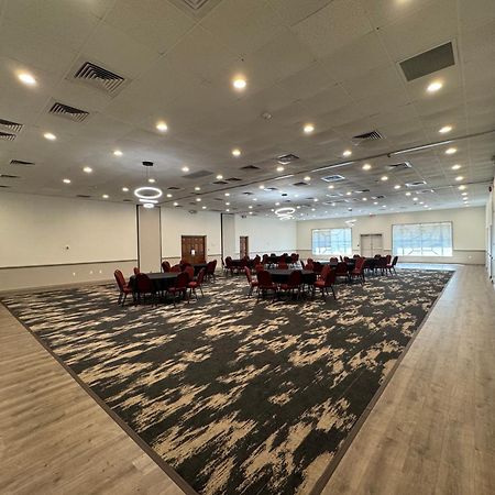 Clarion Inn & Suites Dothan South Eksteriør bilde