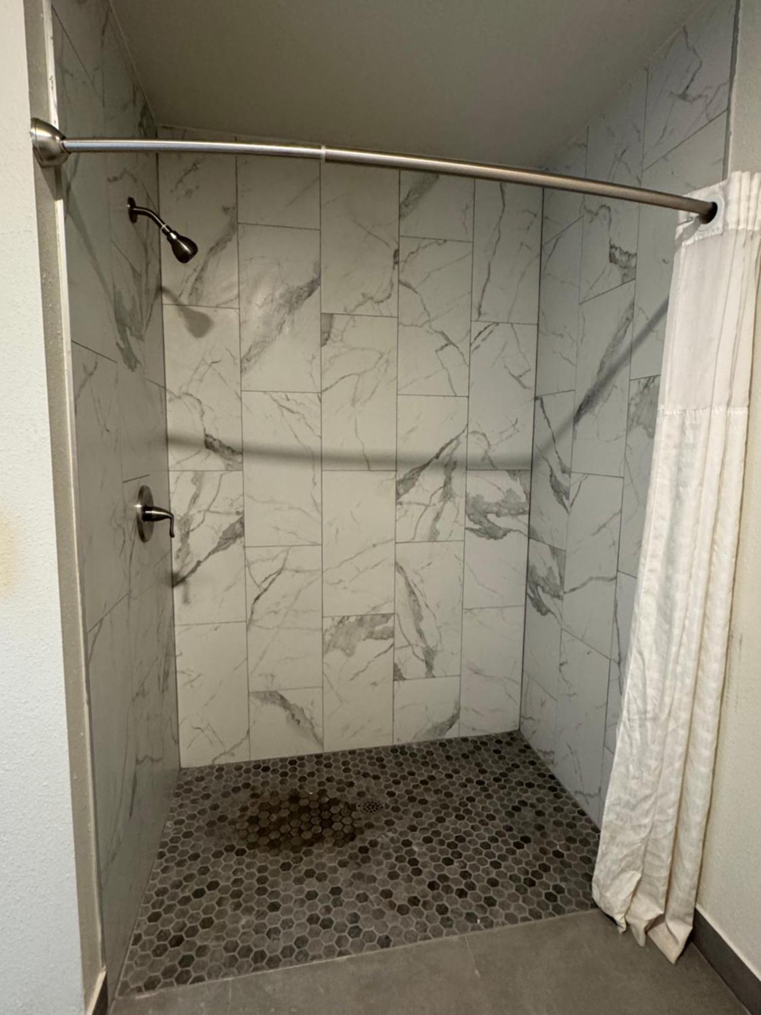 Clarion Inn & Suites Dothan South Eksteriør bilde