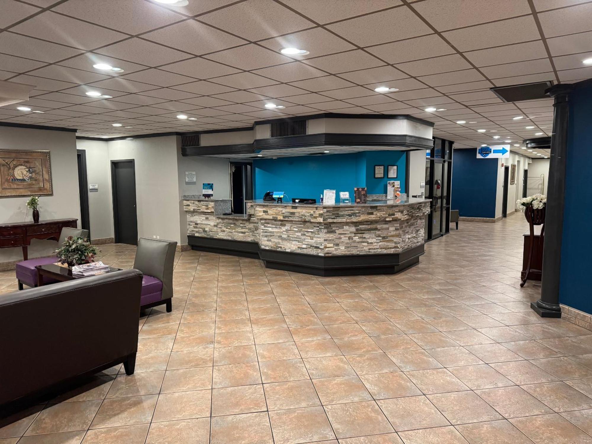 Clarion Inn & Suites Dothan South Eksteriør bilde
